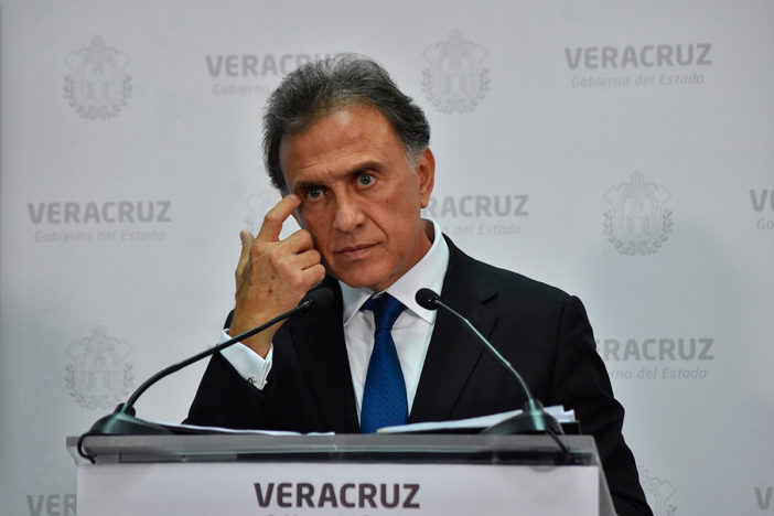 #Columna: «Miguel Ángel Yunes, opacidad y mentiras», Carlos Meza
